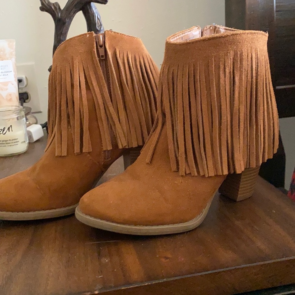 Darling French brown Massimo hi-heel boots